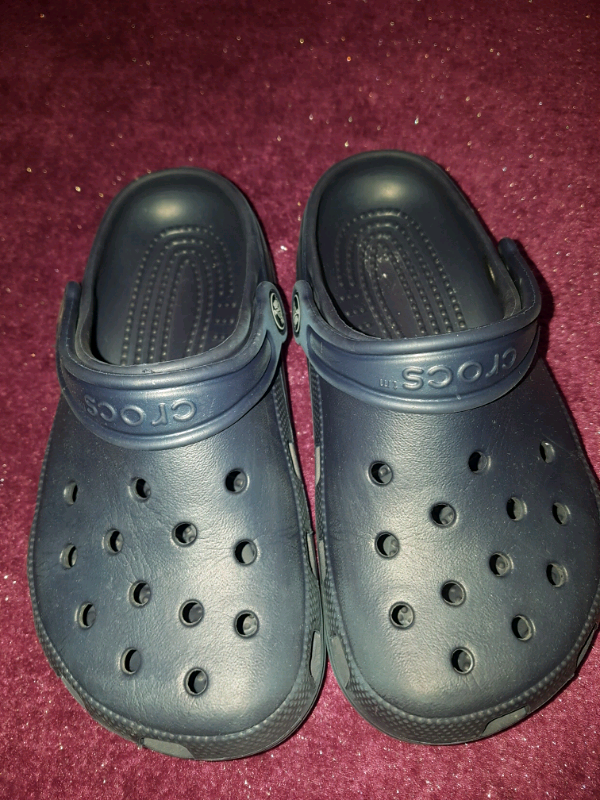 infant crocs size 2